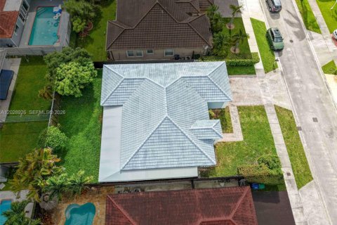 Villa ou maison à vendre à Miami, Floride: 4 chambres, 155.05 m2 № 2178429 - photo 30