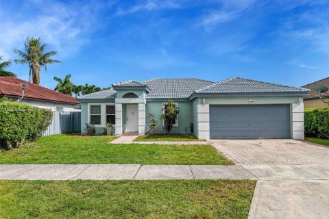 Villa ou maison à Miami, Floride 4 chambres, 155.05 m2 № 2178429