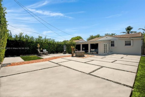 Casa en venta en Miami Beach, Florida, 4 dormitorios, 149.39 m2 № 1861255 - foto 20