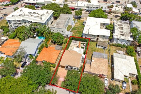 Casa en venta en Miami Beach, Florida, 4 dormitorios, 149.39 m2 № 1861255 - foto 27