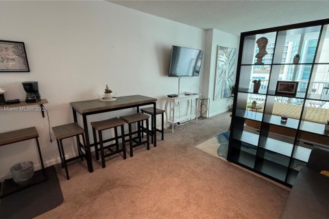 Condo in Miami, Florida  № 1834428 - photo 4