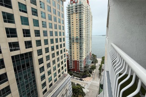 Condo in Miami, Florida  № 1834428 - photo 13