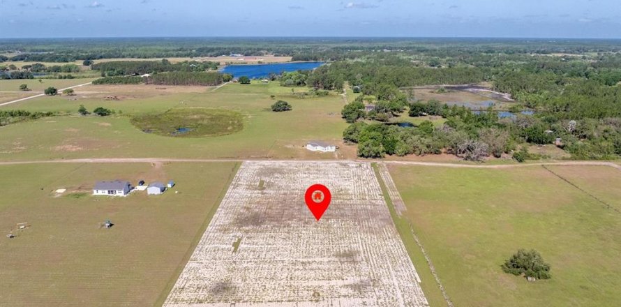 Terreno en Clermont, Florida № 1659647