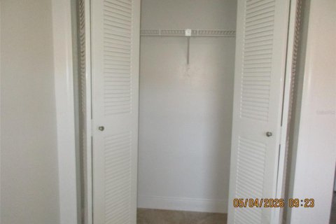 House in Kissimmee, Florida 2 bedrooms, 92.07 sq.m. № 2233794 - photo 16