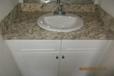 House in Kissimmee, Florida 2 bedrooms, 92.07 sq.m. № 2233794 - photo 10