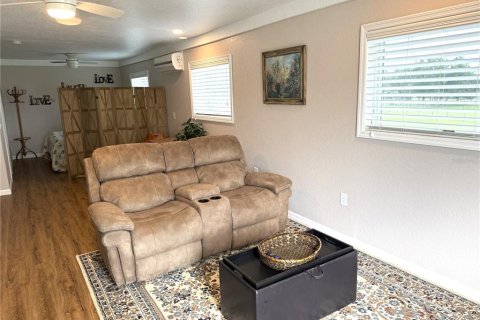 Apartamento en alquiler en North Port, Florida, 1 dormitorio, 55.74 m2 № 1914868 - foto 3