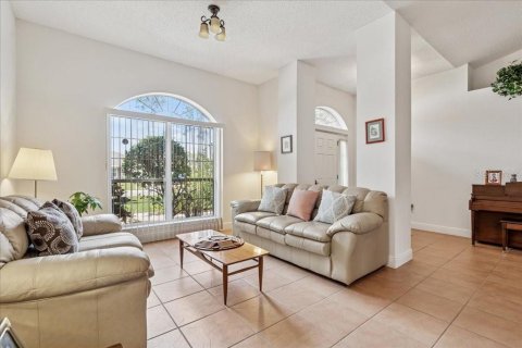 House in Palm Coast, Florida 4 bedrooms, 273.88 sq.m. № 1619357 - photo 26
