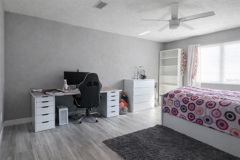 Купить виллу или дом в Венеция, Флорида 9 комнат, 157.1м2, № 2165964 - фото 22
