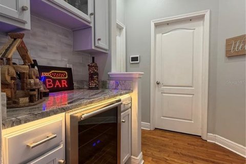 Villa ou maison à vendre à Port Richey, Floride: 4 chambres, 231.05 m2 № 2166766 - photo 9