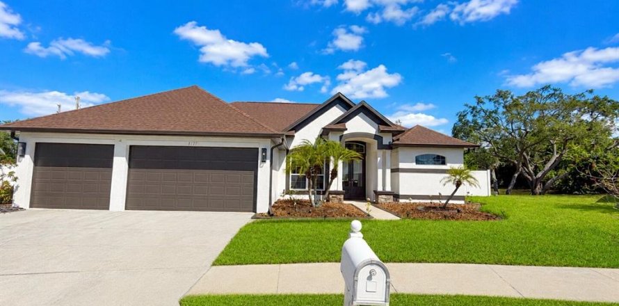 Villa ou maison à Port Richey, Floride 4 chambres, 231.05 m2 № 2166766
