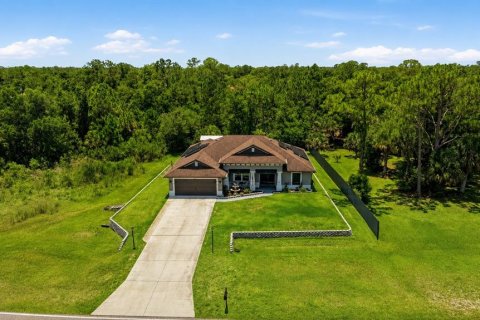 Casa en North Port, Florida 3 dormitorios, 170.38 m2 № 2235513