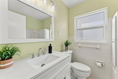 Villa ou maison à vendre à Tampa, Floride: 3 chambres, 139.82 m2 № 2400407 - photo 20