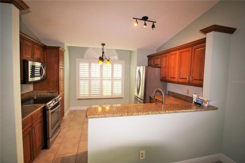 House in Orlando, Florida 2 bedrooms, 107.4 sq.m. № 2379648 - photo 4