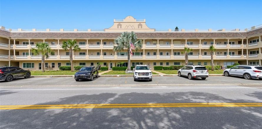 Condo in Clearwater, Florida, 3 bedrooms  № 2195369