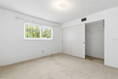 Condo in Clearwater, Florida, 3 bedrooms  № 2195369 - photo 29