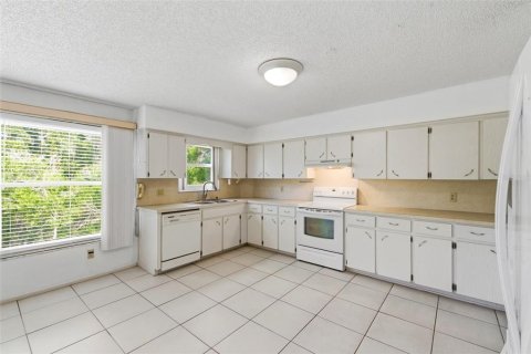 Condo in Clearwater, Florida, 3 bedrooms  № 2195369 - photo 22