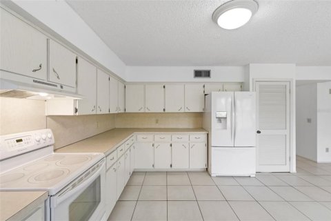 Condo in Clearwater, Florida, 3 bedrooms  № 2195369 - photo 26