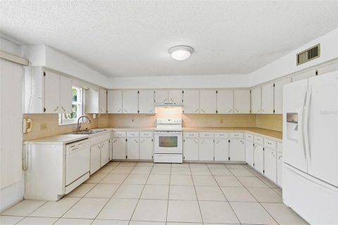 Condo in Clearwater, Florida, 3 bedrooms  № 2195369 - photo 21
