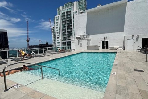 Condominio en alquiler en Miami, Florida, 2 dormitorios, 96.25 m2 № 2062984 - foto 22
