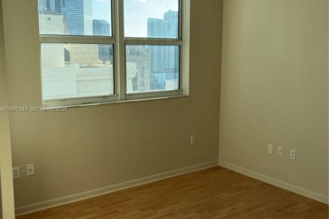 Condominio en alquiler en Miami, Florida, 2 dormitorios, 96.25 m2 № 2062984 - foto 9