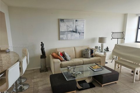 Condominio en venta en Miami Beach, Florida, 1 dormitorio, 82.68 m2 № 1730197 - foto 29