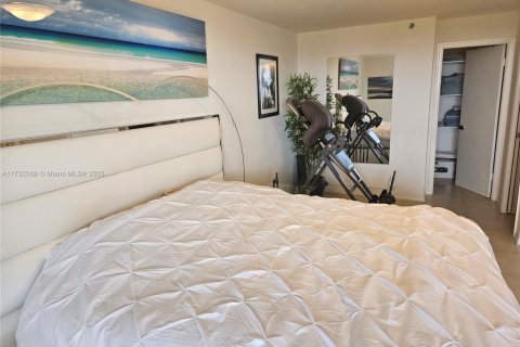 Condominio en venta en Miami Beach, Florida, 1 dormitorio, 82.68 m2 № 1730197 - foto 22