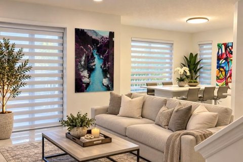 Villa ou maison à vendre à Tampa, Floride: 3 chambres, 137.03 m2 № 2411490 - photo 3
