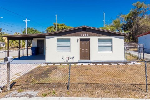 House in Riviera Beach, Florida 3 bedrooms, 89.19 sq.m. № 1968661 - photo 24