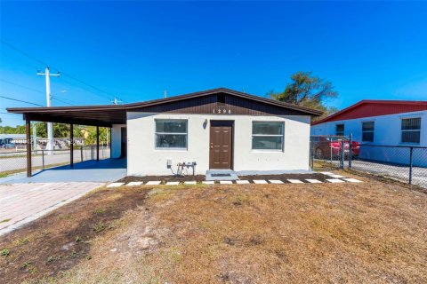 House in Riviera Beach, Florida 3 bedrooms, 89.19 sq.m. № 1968661 - photo 26