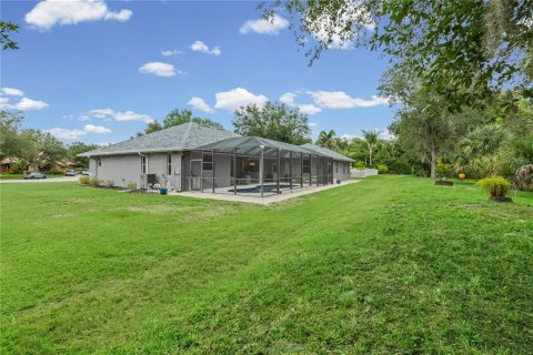 House in Bradenton, Florida 4 bedrooms, 264.03 sq.m. № 2210564 - photo 24