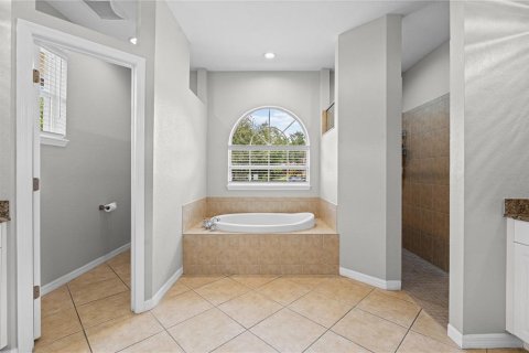 House in Bradenton, Florida 4 bedrooms, 264.03 sq.m. № 2210564 - photo 16