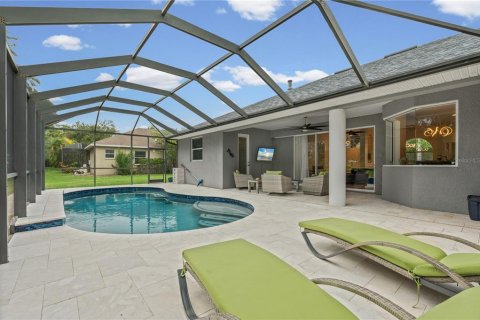 House in Bradenton, Florida 4 bedrooms, 264.03 sq.m. № 2210564 - photo 12