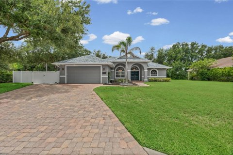 House in Bradenton, Florida 4 bedrooms, 264.03 sq.m. № 2210564
