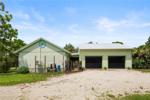 Casa en venta en Port Charlotte, Florida, 1 dormitorio, 71.35 m2 № 1854713 - foto 1