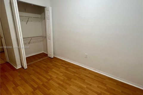 Copropriété à louer à Hialeah, Floride: 3 chambres, 95.69 m2 № 1976766 - photo 6