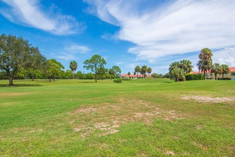 Condo in Stuart, Florida, 2 bedrooms № 2194812 - photo 27