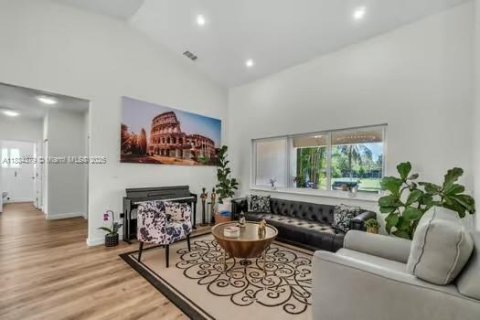 House in Homestead, Florida 4 bedrooms № 1814062 - photo 15