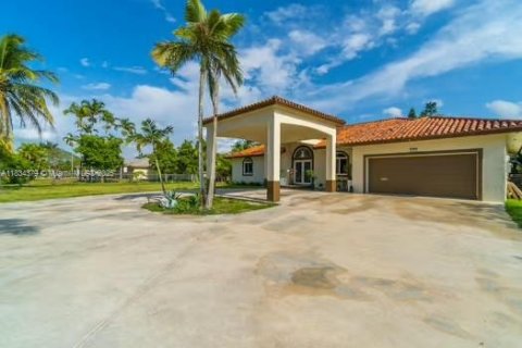 House in Homestead, Florida 4 bedrooms № 1814062 - photo 4