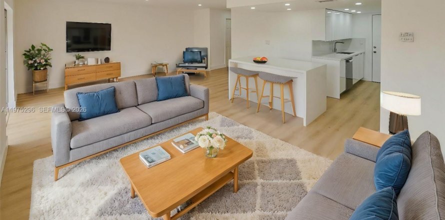 Condominio en Hialeah, Florida, 2 dormitorios  № 2041375