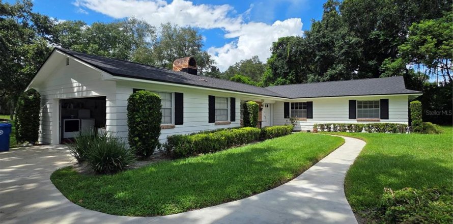 Villa ou maison à Oviedo, Floride 3 chambres, 170.29 m2 № 1907597