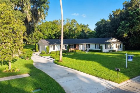 Villa ou maison à vendre à Oviedo, Floride: 3 chambres, 170.29 m2 № 1907597 - photo 2