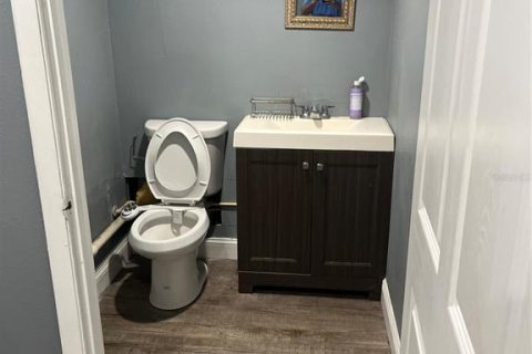 Immobilier commercial à louer à Tampa, Floride: 2249.16 m2 № 1736928 - photo 13