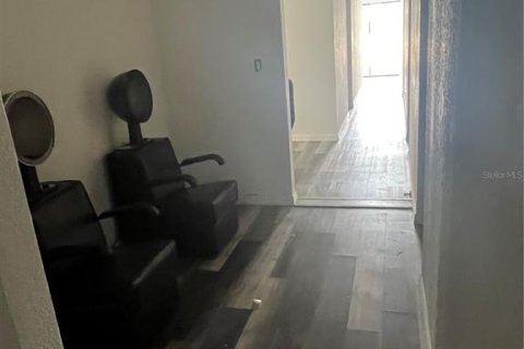 Immobilier commercial à louer à Tampa, Floride: 2249.16 m2 № 1736928 - photo 20