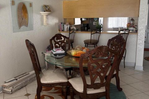 Купить кондоминиум в Уэст-Палм-Бич, Флорида 3 комнаты, 128.67м2, № 2241728 - фото 10