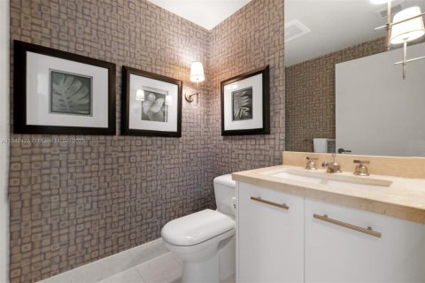 Condominio en alquiler en Miami Beach, Florida, 1 dormitorio, 78.22 m2 № 1935791 - foto 17