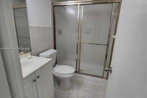 Copropriété à louer à Oakland Park, Floride: 2 chambres, 97.55 m2 № 2025802 - photo 11