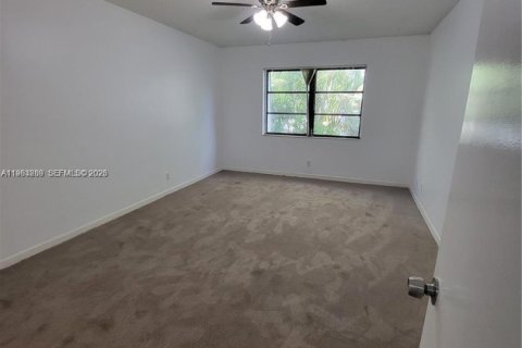 Copropriété à louer à Oakland Park, Floride: 2 chambres, 97.55 m2 № 2025802 - photo 7