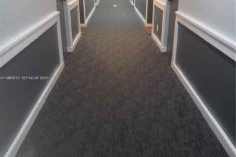 Copropriété à louer à Oakland Park, Floride: 2 chambres, 97.55 m2 № 2025802 - photo 17