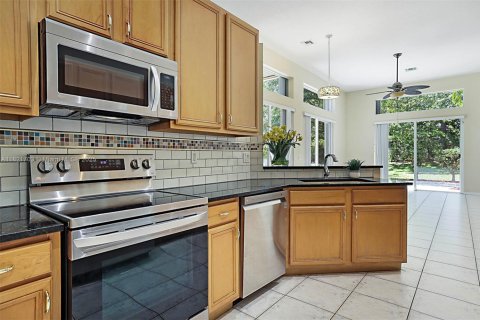 House in Boynton Beach, Florida 4 bedrooms, 218.78 sq.m. № 1938357 - photo 4