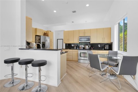 Villa ou maison à vendre à Weston, Floride: 4 chambres, 209.49 m2 № 1963175 - photo 15